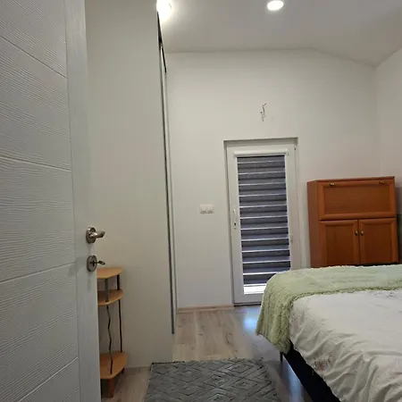 דירה With Terrace & Countryside View סראייבו