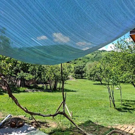 With Terrace & Countryside View דירה